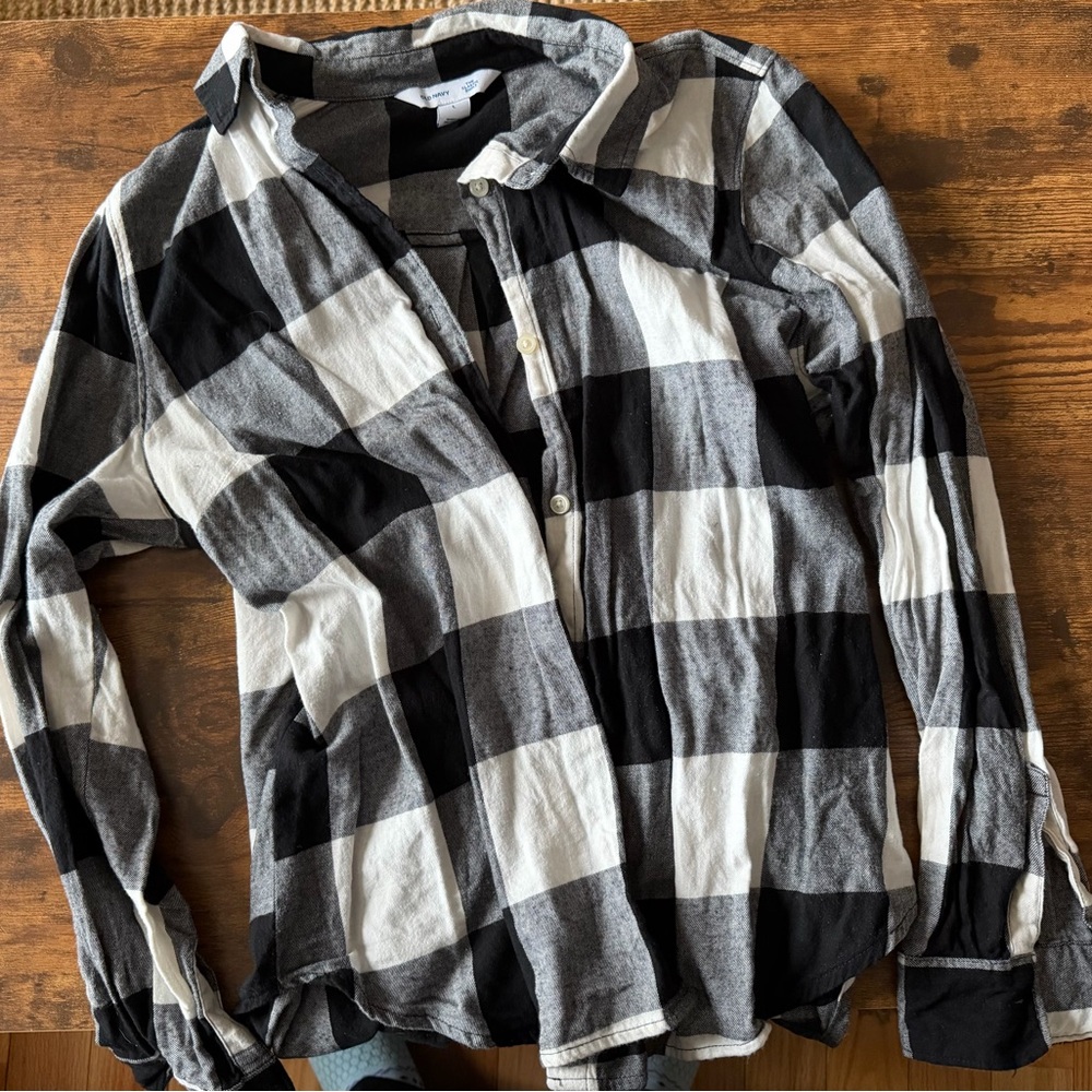 Old Navy Black and White Checkered Shirt